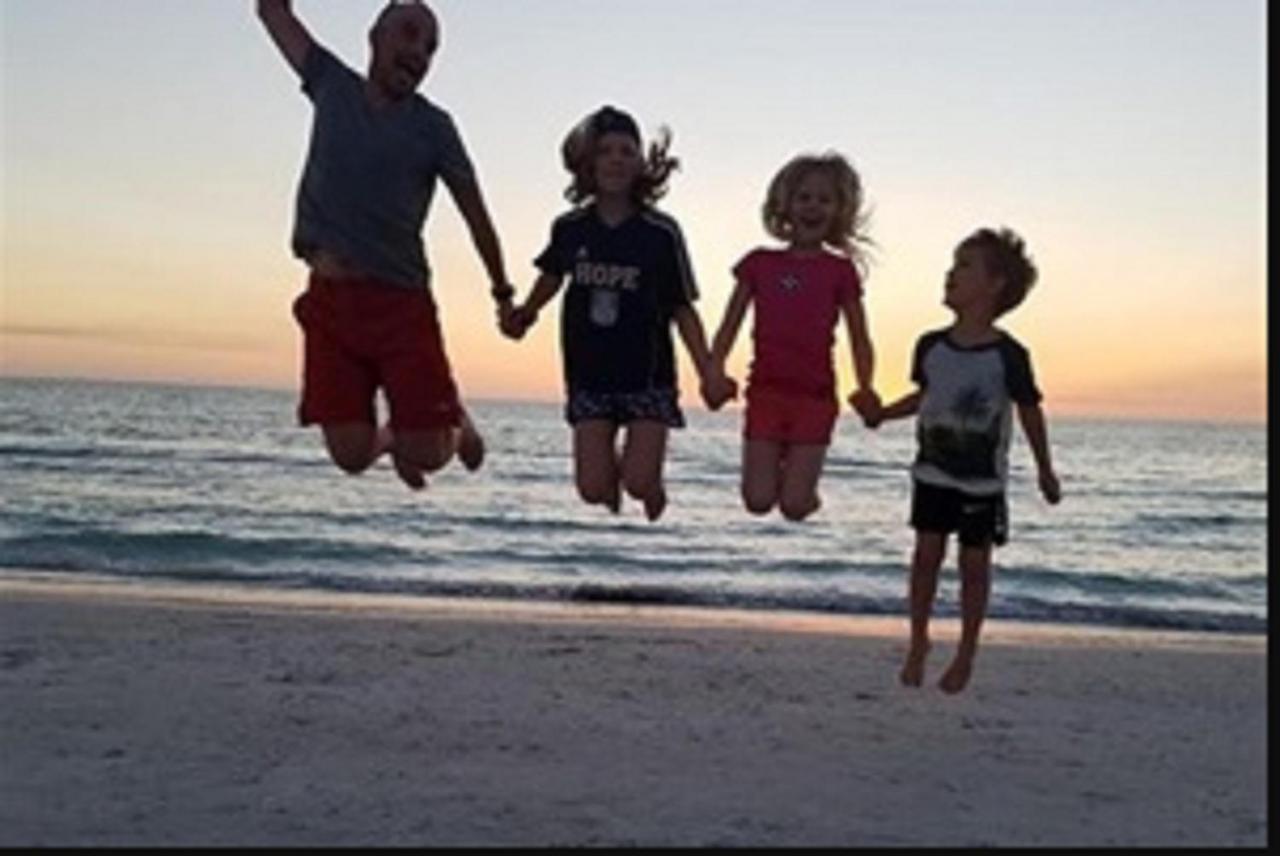 Pag Beachhouse Rentals St. Pete Beach Buitenkant foto