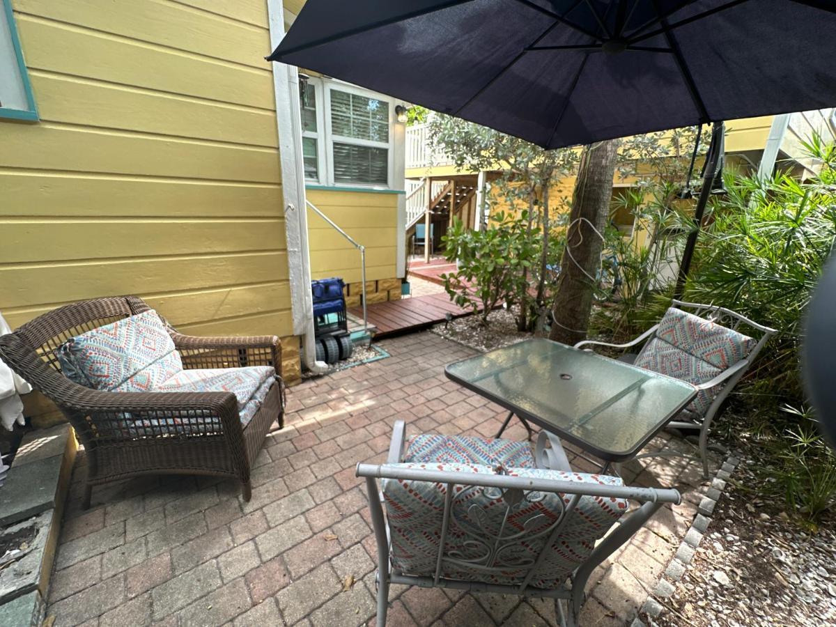 Pag Beachhouse Rentals St. Pete Beach Buitenkant foto