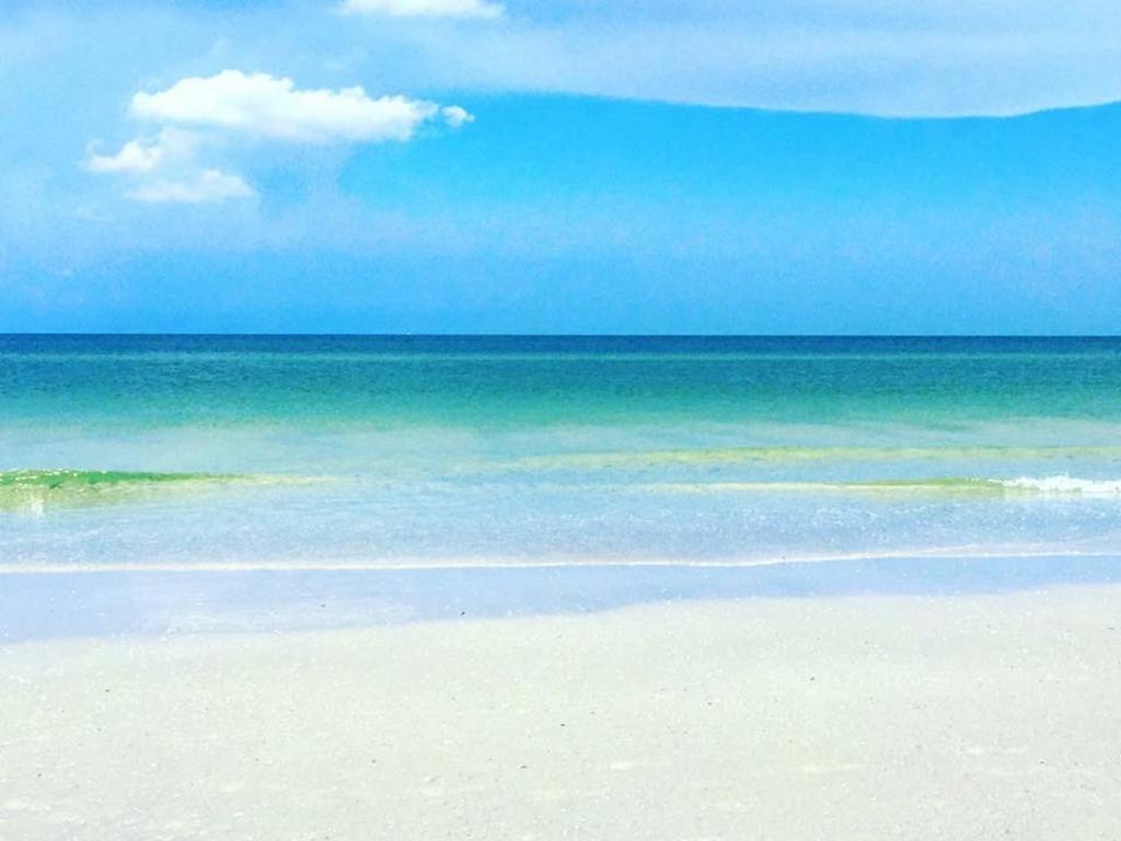 Pag Beachhouse Rentals St. Pete Beach Buitenkant foto